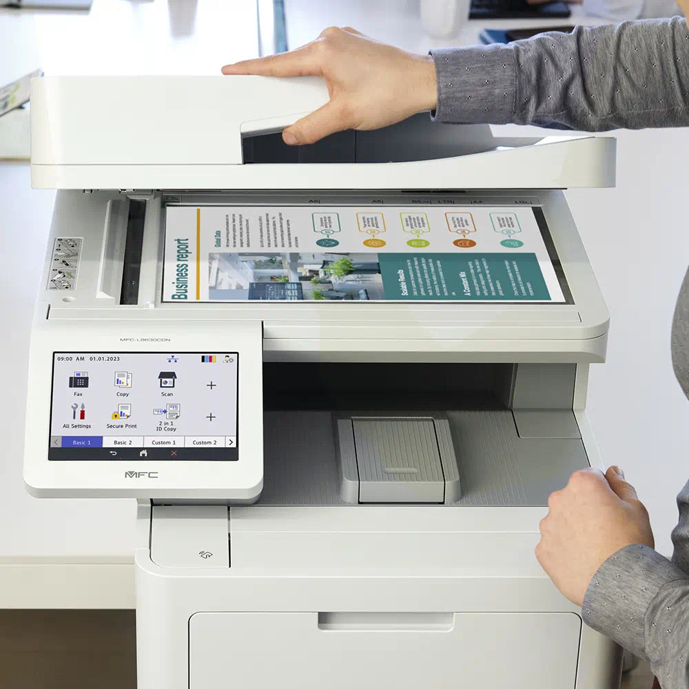 Multifuncional láser a color empresarial para grupos de trabajo medianos a grandes